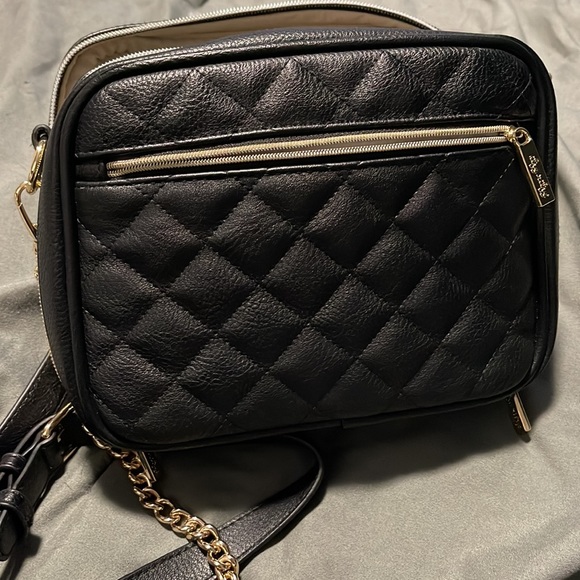 Itzy Ritzy crossbody diaper bag - black - Picture 6 of 6